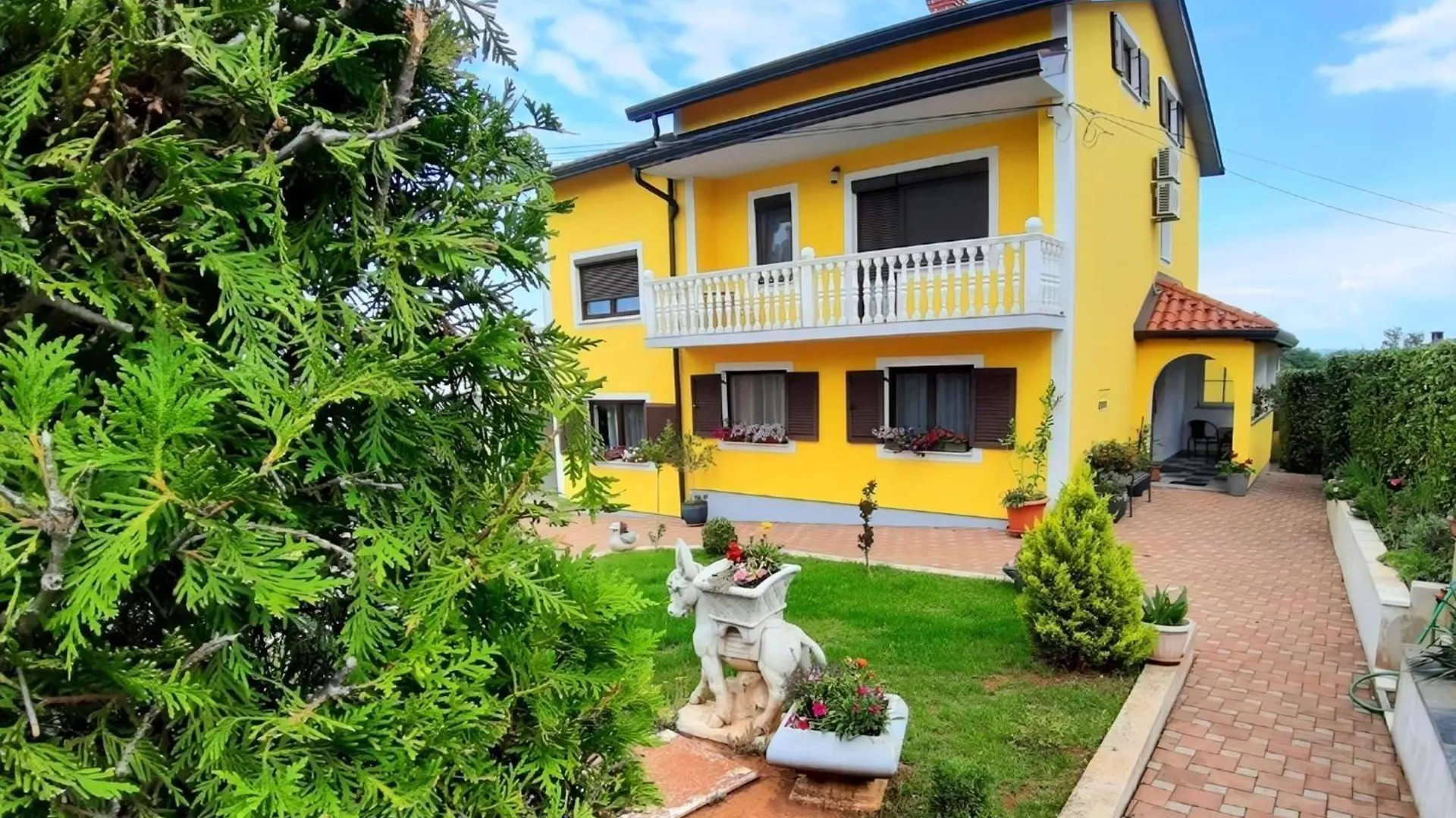 Ferienhaus Mit Und Meerblick Kaštel Semesterbostad